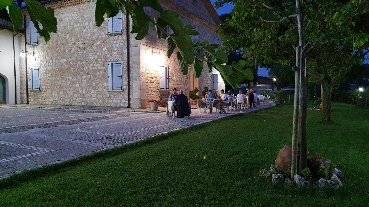 Villa I Casali Di Colle Monte San Giuliano di Puglia Exterior foto